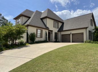 Roof Cleaning in Vestavia Hills, AL (1)